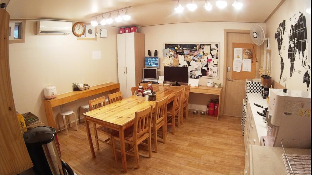 24 Guesthouse Edae 서울특별시 외부 사진